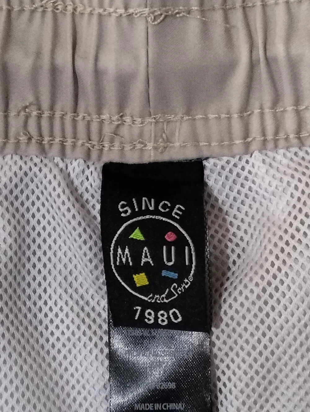 Maui And Sons Mesh Lined Lightweight Swimming Pool Shorts NWT Size XL Bone White